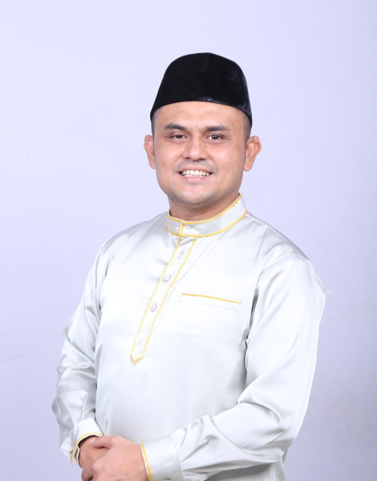 Teva Iris;Pernyataan Dua Matahari Dari Syamsuar Cermin Tak Negarawan Usai Kalah Pilkada