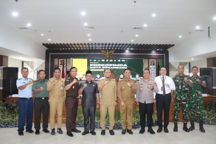 Dandim 0301/Pbr Hadiri Rapat Forkopimda kota Pekanbaru 
