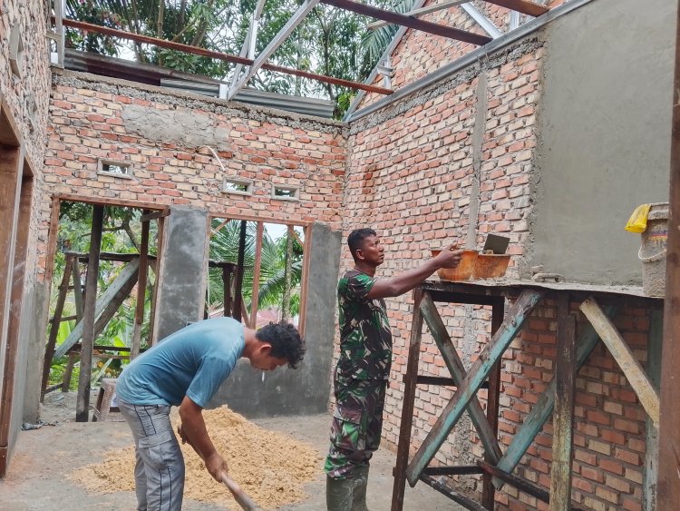 Dari RTLH Menuju Rumah Layak: Progres TMMD untuk Pak Yudarfis 65 Persen