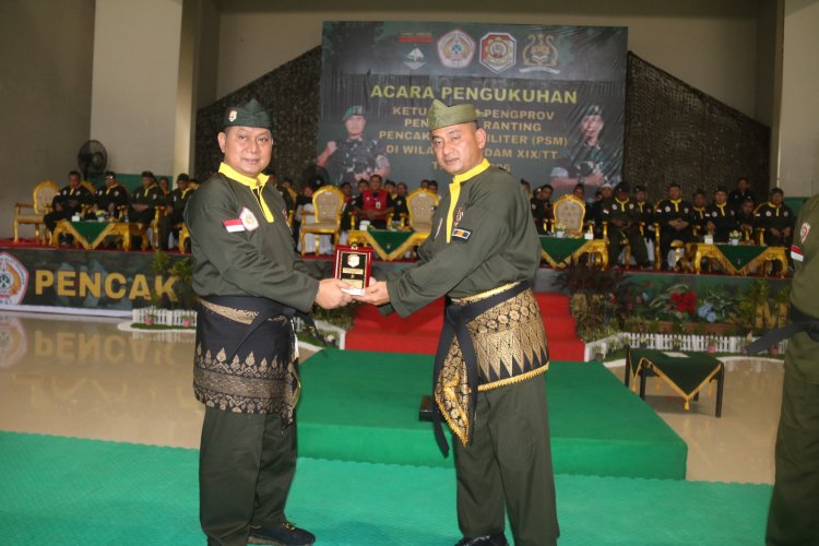 Dandim 0301/Pbr Hadiri Pengukuhan Pencak Silat Militer Kodam XIX/TT 