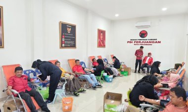 PDI - P Pekanbaru Berhasil Kumpulkan 100 Kantong Darah Dalam Bakti Sosial